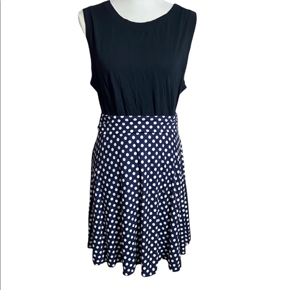 NWT Max Studio Polka Dot Navy White Skirt Size Medium - Picture 1 of 3